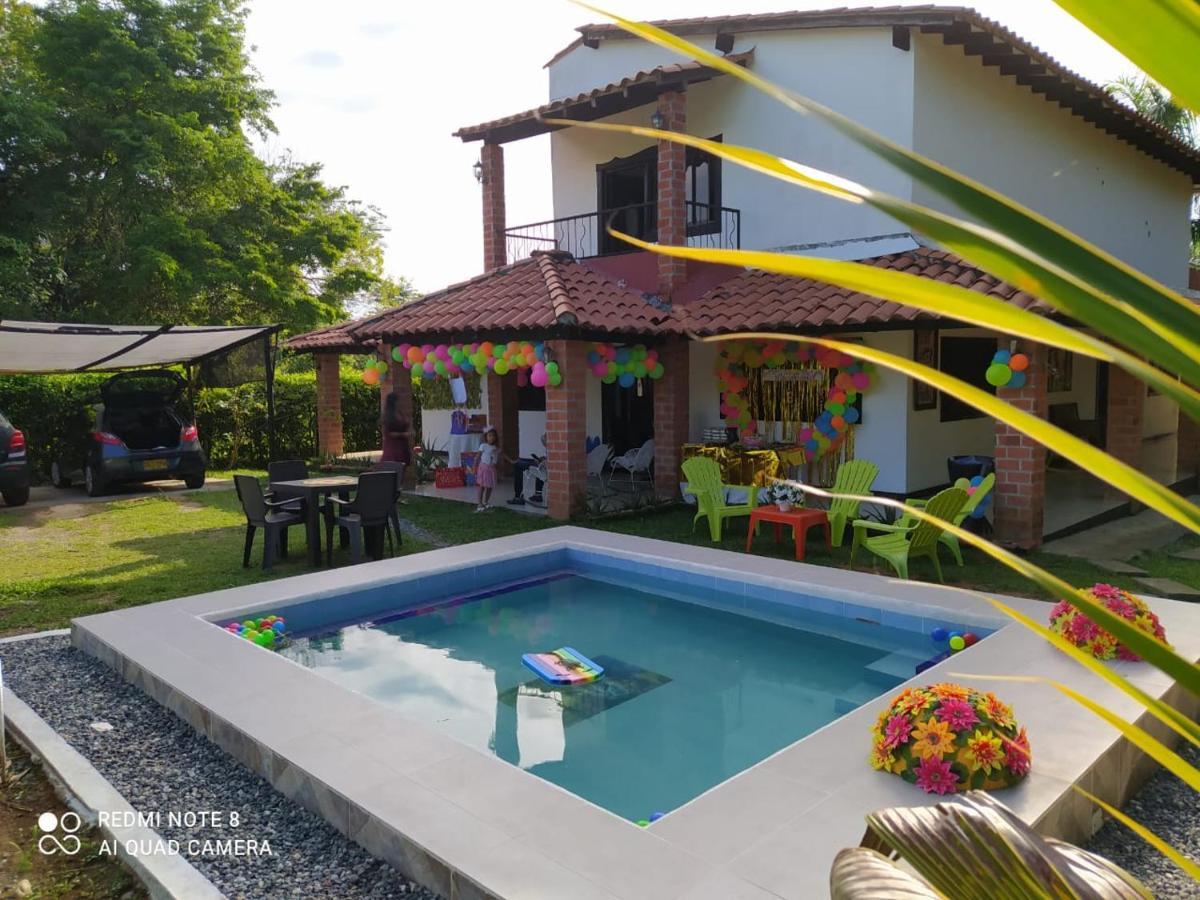 Casa Campo Emaus Caucasia Dış mekan fotoğraf